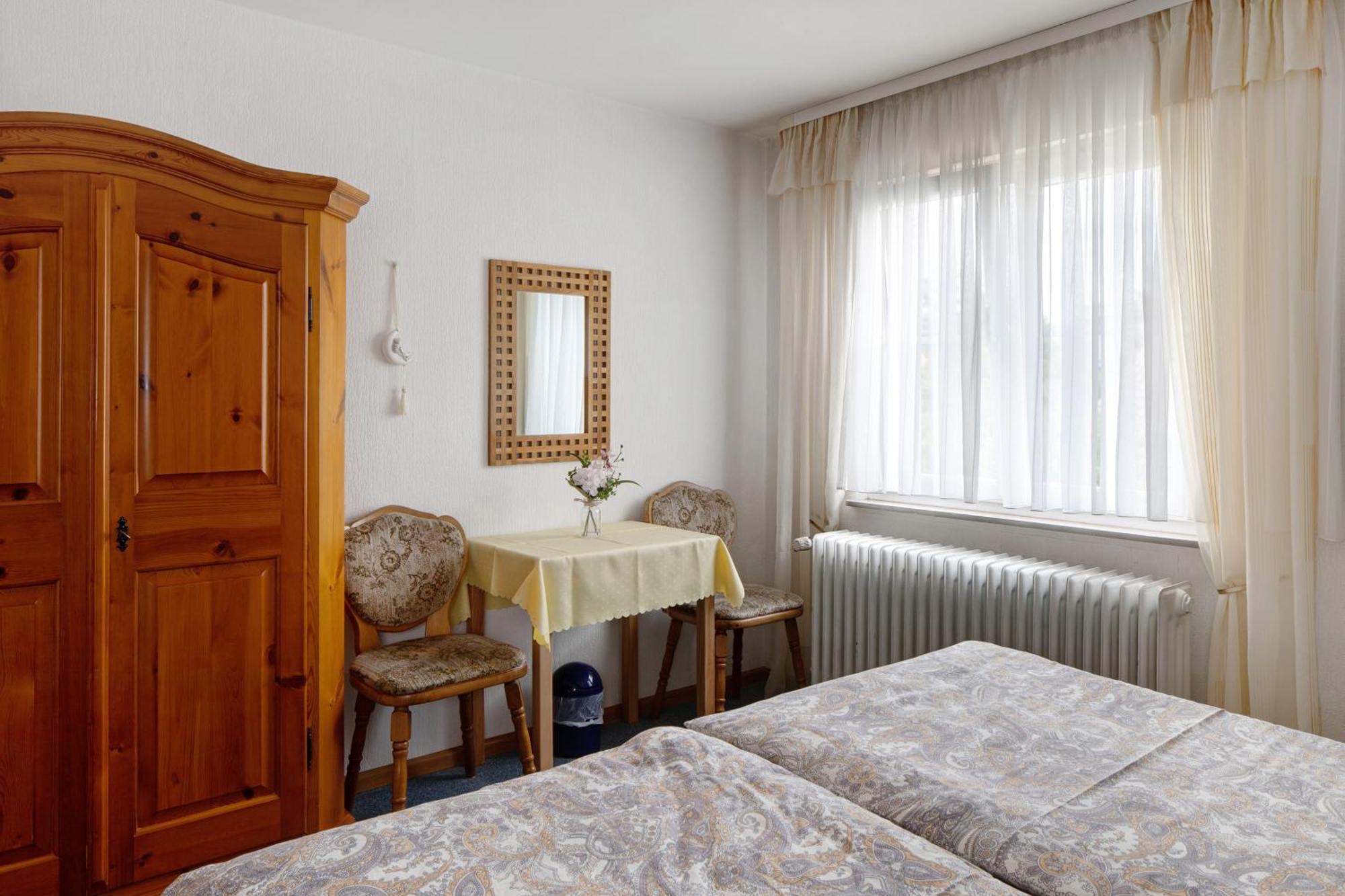 Ferienwohnung Hoell ไฟรบวร์กอิมไบรส์เกา ภายนอก รูปภาพ